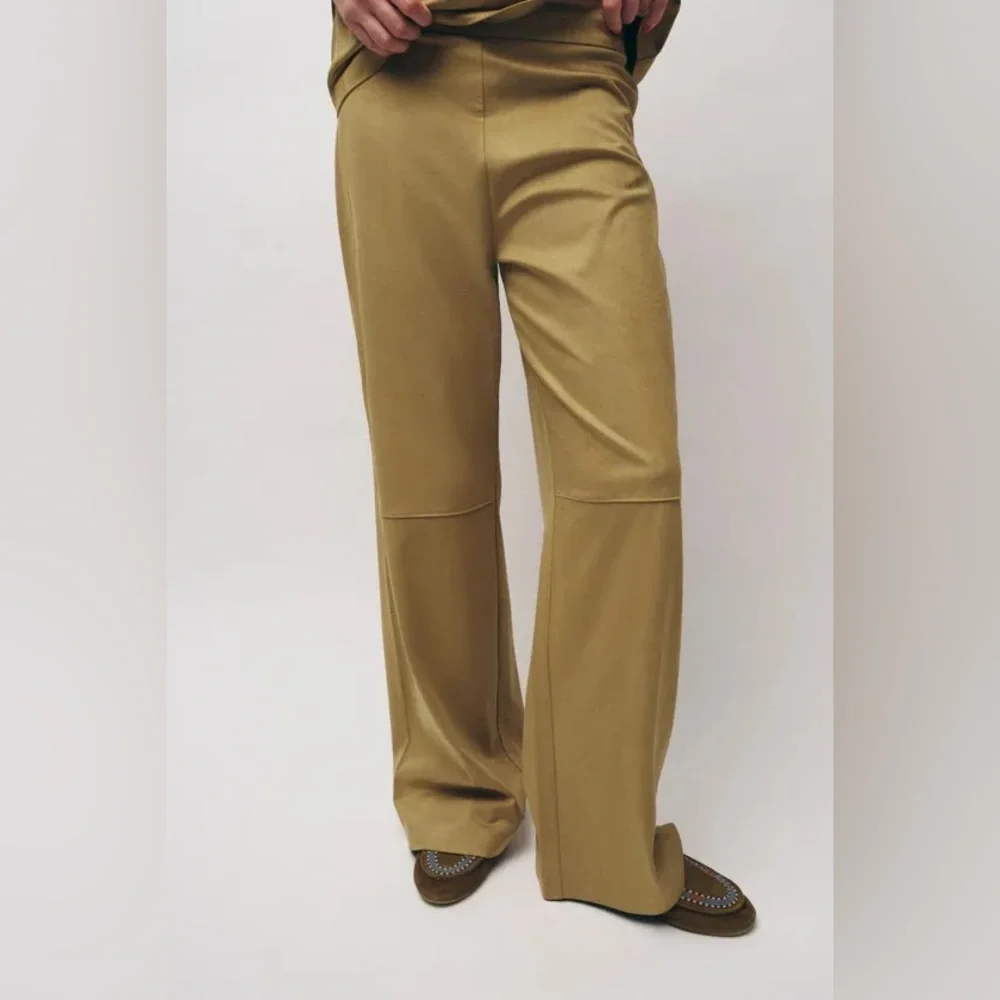 Zara NWT 2 piece matching SET tan faux suede tee shirt & wide leg pants